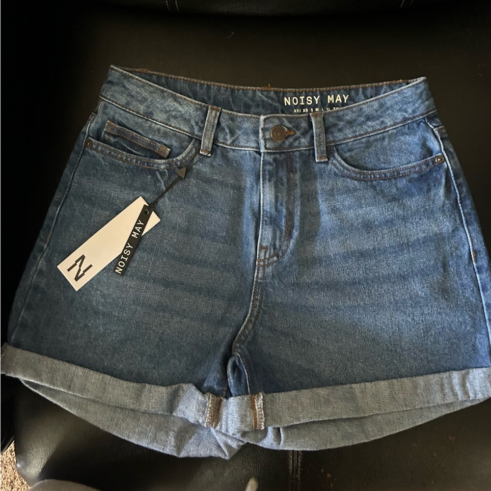 Noisy May Petite high waist denim mom shorts in medium blue denim